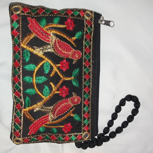 Embroidered ethnic wristlet pouch 1pc - Picture 4 of 8